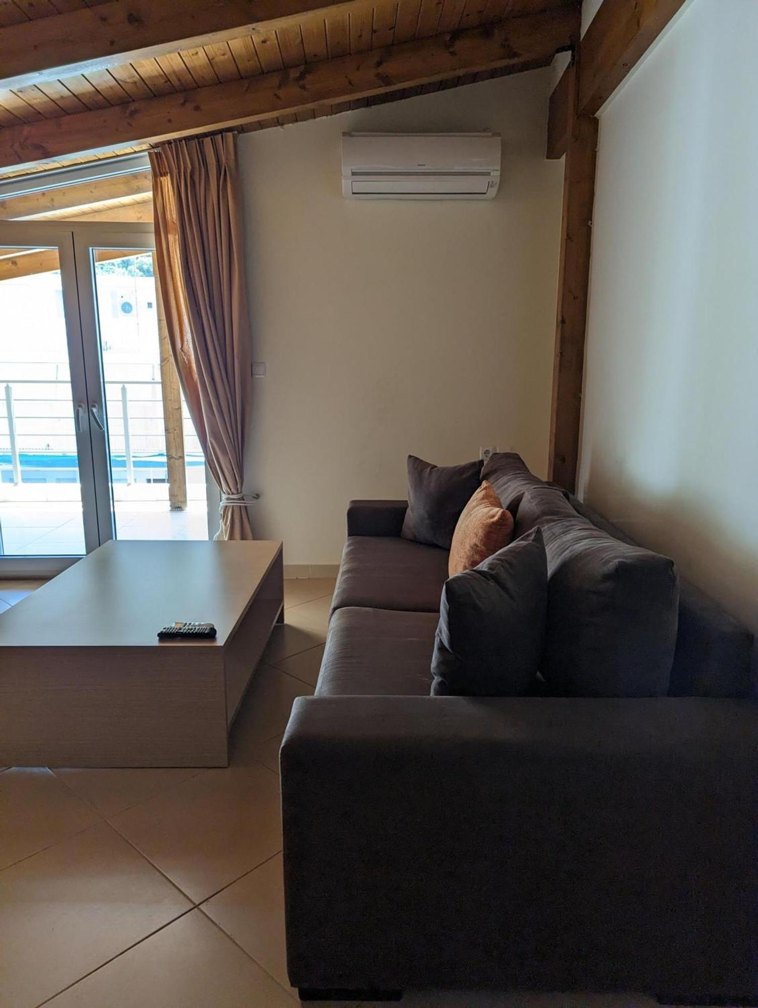 Samaras Apartments In Kamena Vourla Exterior foto